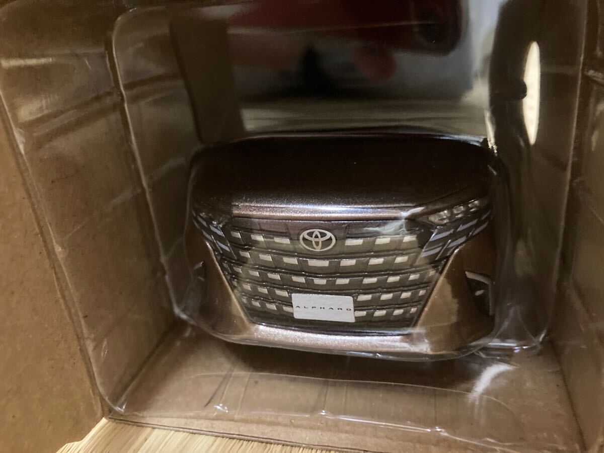Amazon | 美品 ミニカー ミニカー 非売品 新型 40系 ALPHARD