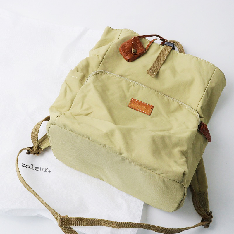 極美品 トーラ toleur 巾着 ナイロンリュック/べージュ デイパック バックパック【2400014100754】