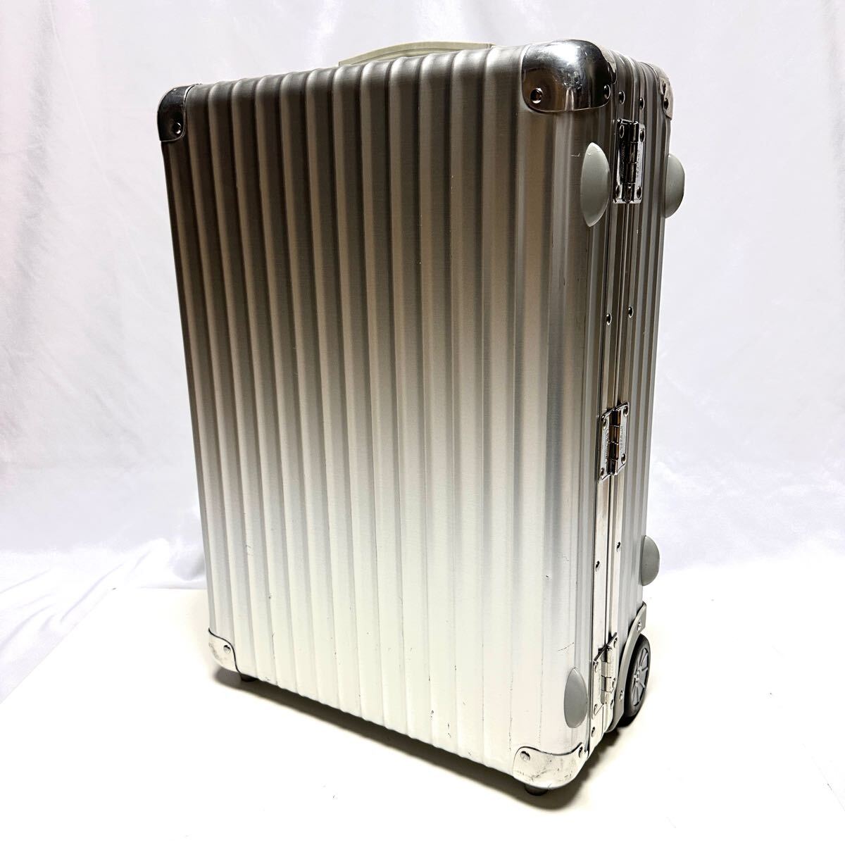 RIMOWA Classic Cabin S Silver Suit Case 33L | eBay RIMOWA Classic Cabin S Silver Suit Case 33L | eBay