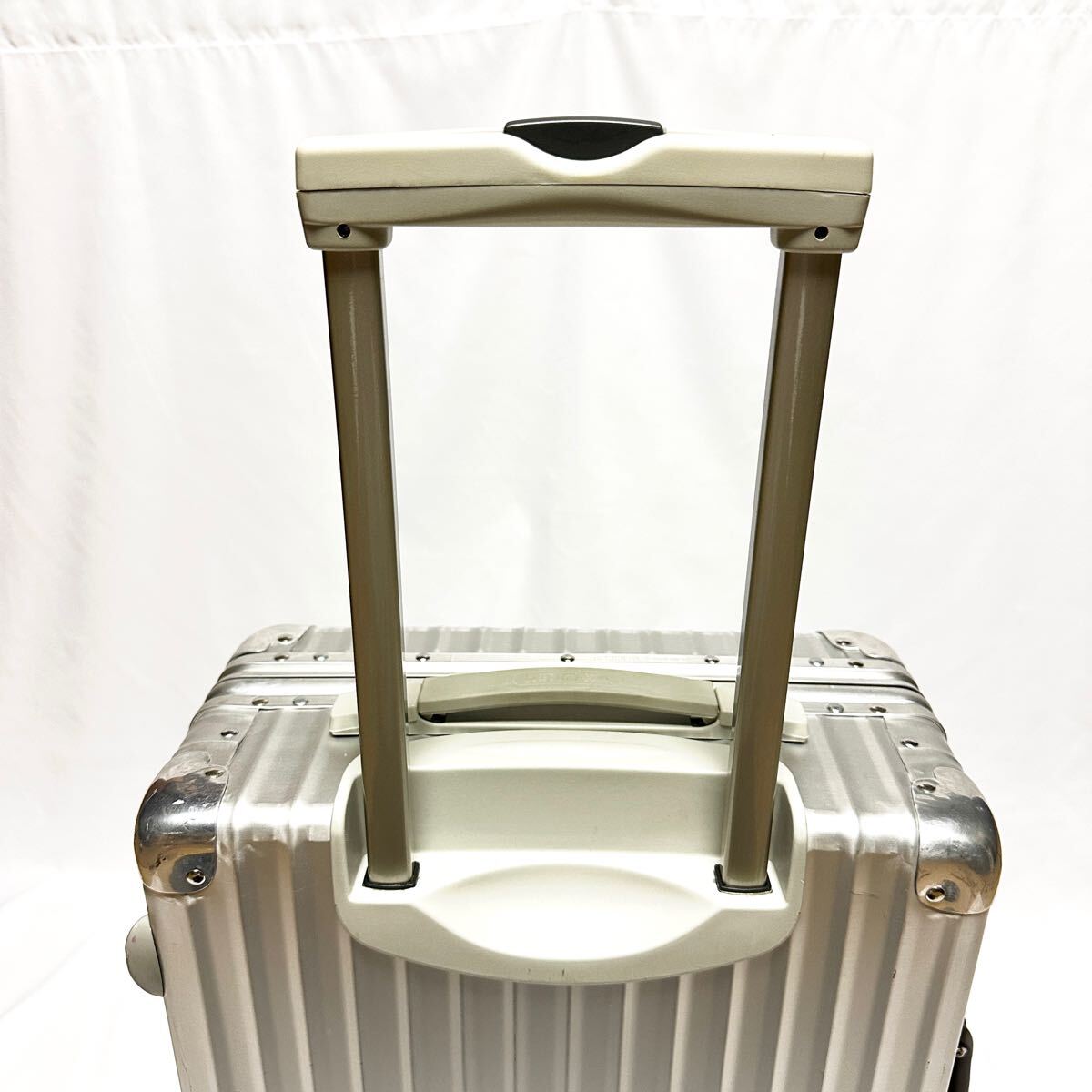 正規品 RIMOWA リモワ Classic Cabin S 33L 機内持ち込み 正規品 RIMOWA リモワ Classic Cabin S 33L 機内持ち込み