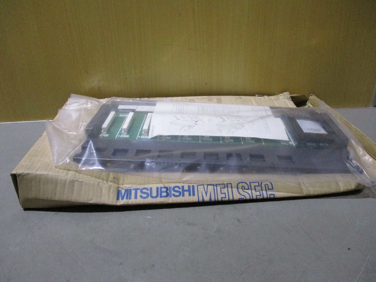 MGPM32-160Z ガイド付薄型シリンダ SMC ランクS中古品 MGPM32-160Z ガイド付薄型シリンダ SMC ランクS中古品