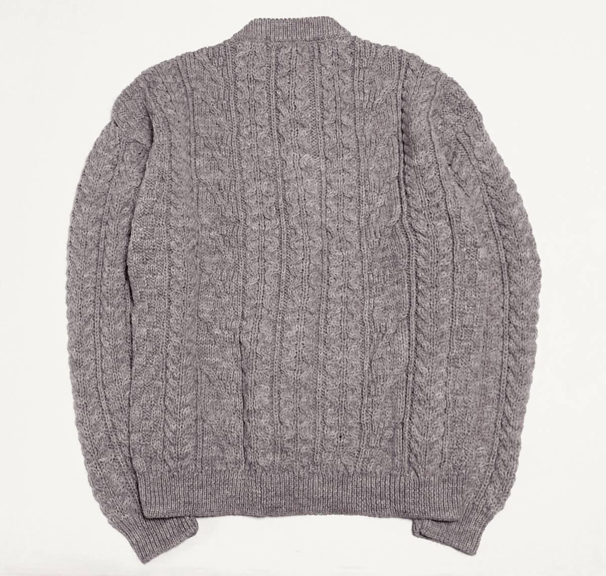 《Oldderby Knitwear オールドダービーニットウェア》新品 イギリス製 厚手 毛100% アラン編みニットカーディガン M S0711_画像2
