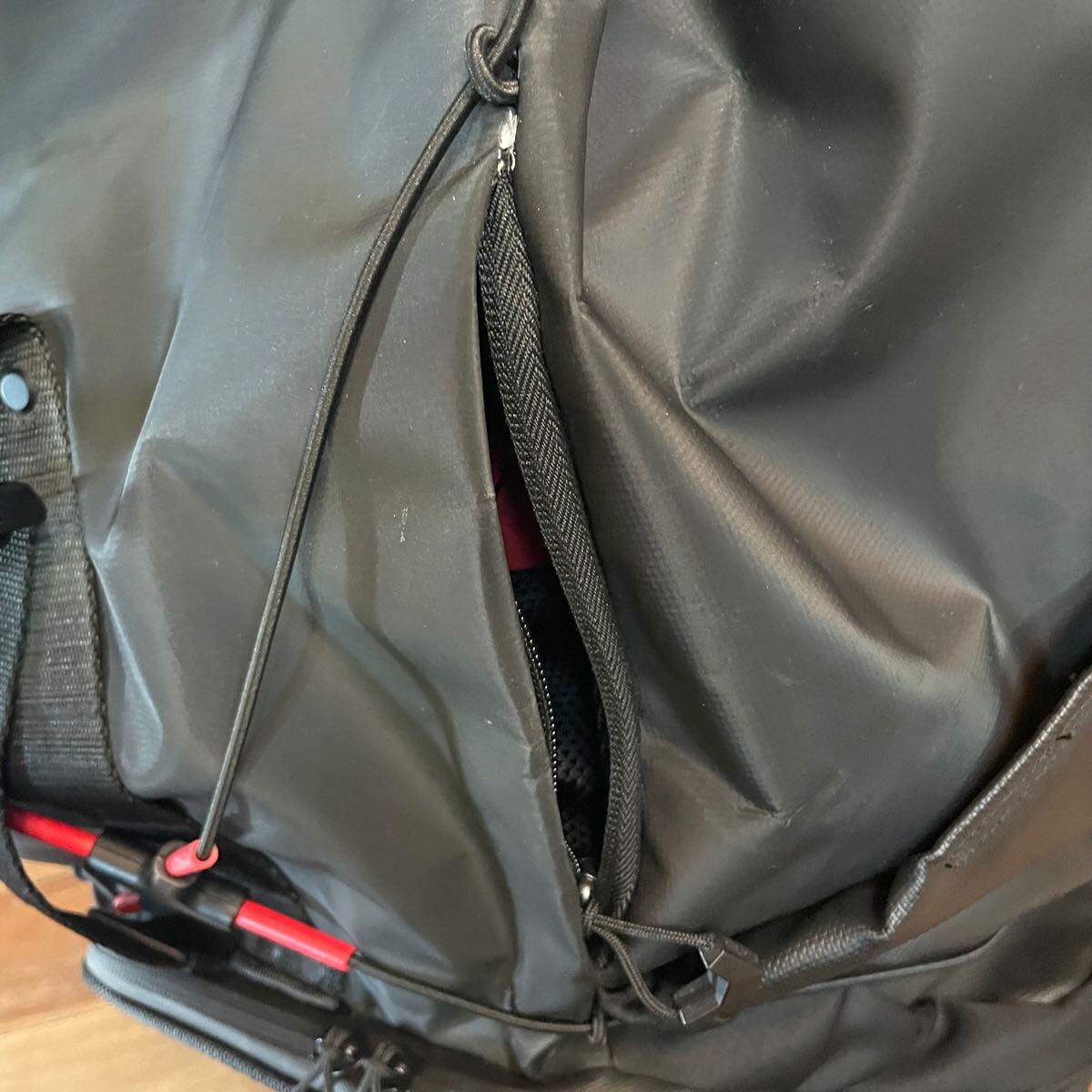 【美品】OMEN X Transceptor リュック　PC入れクッション　大容 Amazon.co.jp: HP OMEN X by Transceptor Backpack notebook