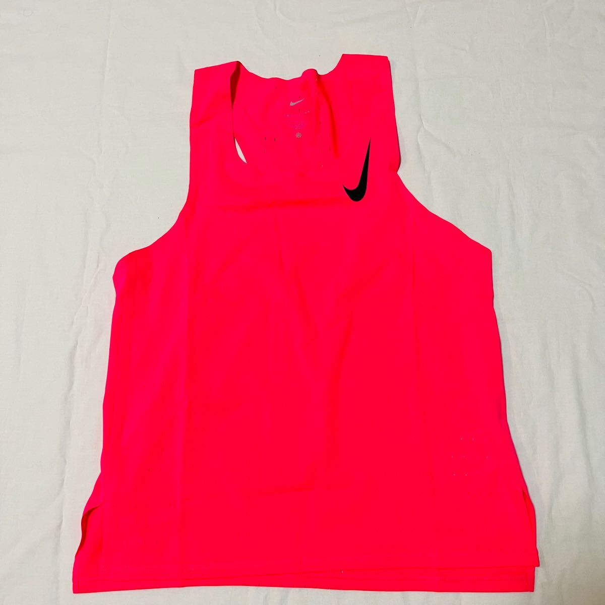 NIKE ナイキ　aeroswift エアロスイフト シングレット　タンクトップ ランニング　マラソン　陸上競技　陸上部　ランニングウェア M P3