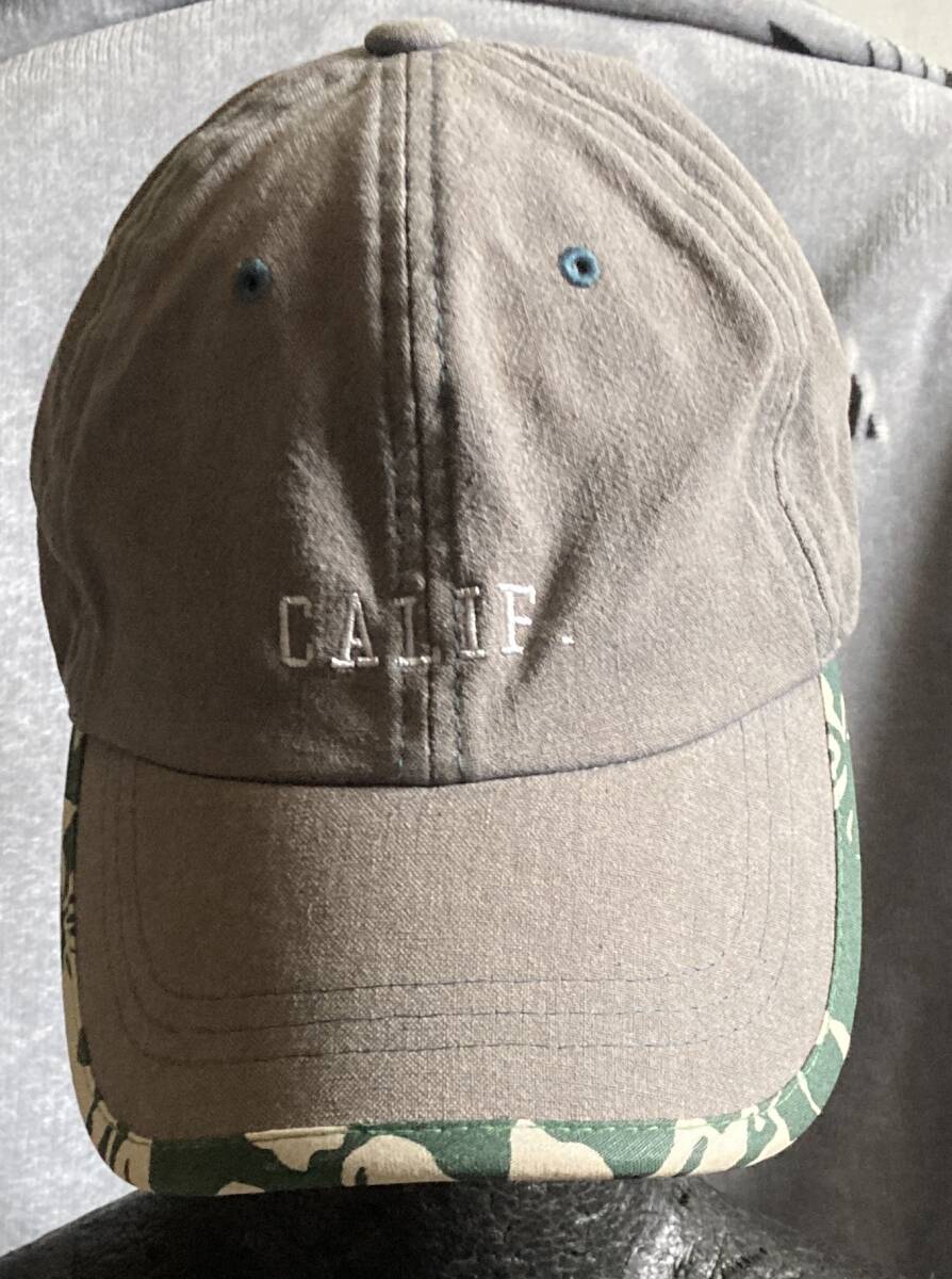 激レアキャップ♪【ANTIQULOTHES アンティクローズ】CAP/フリーサイズ/スナップバック/ユニセックス/オシャレなグリーングレーカラー♪