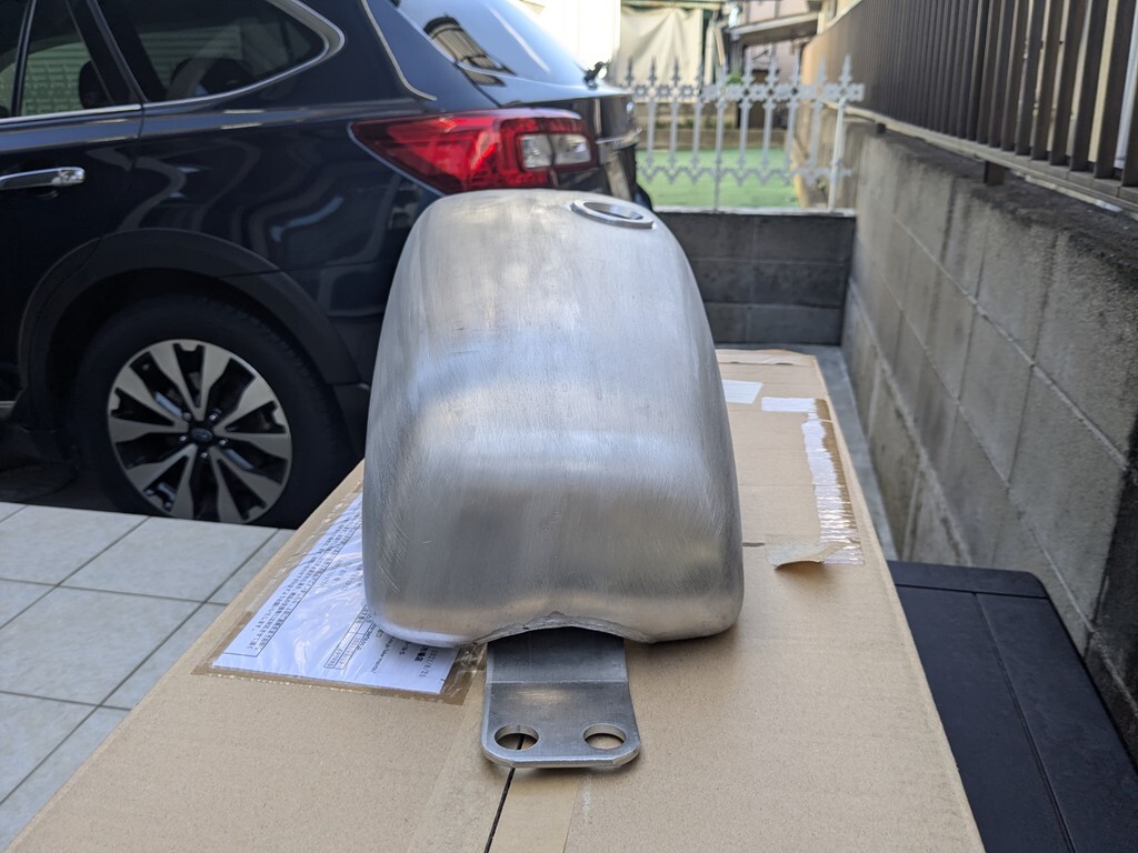 送料無料 W650 W400 アルミタンク キャブ車用 キャップ付 アルミ 送料無料 W650 W400 アルミタンク キャブ車用 キャップ付 アルミ