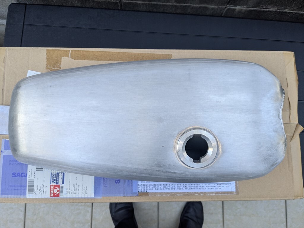 送料無料 W650 W400 アルミタンク キャブ車用 キャップ付 アルミ 送料無料 W650 W400 アルミタンク キャブ車用 キャップ付 アルミ