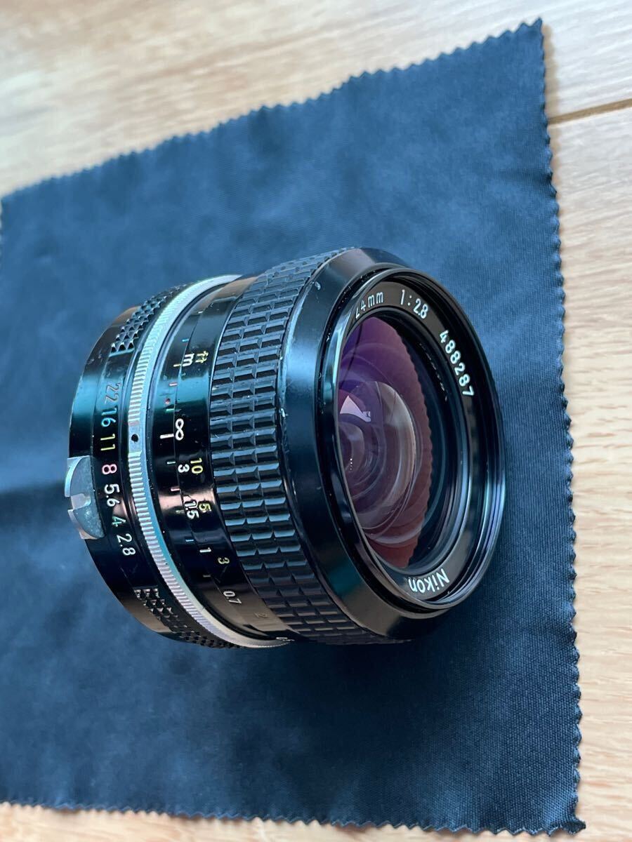 Nikon ニコン カメラレンズ　NIKKOR 24mm f2.8 単焦点レンズ