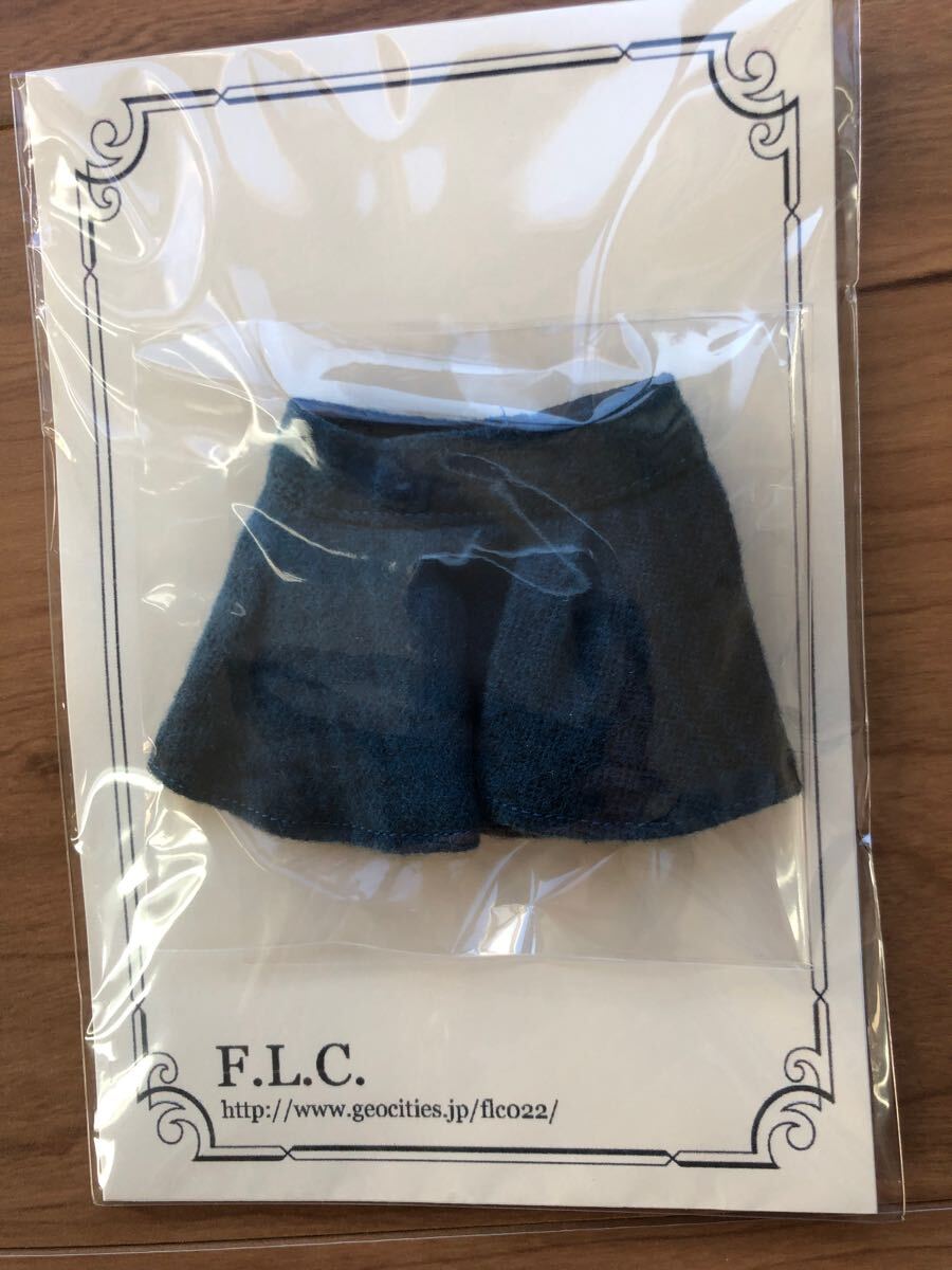 momoko doll outfit ニット　スカート