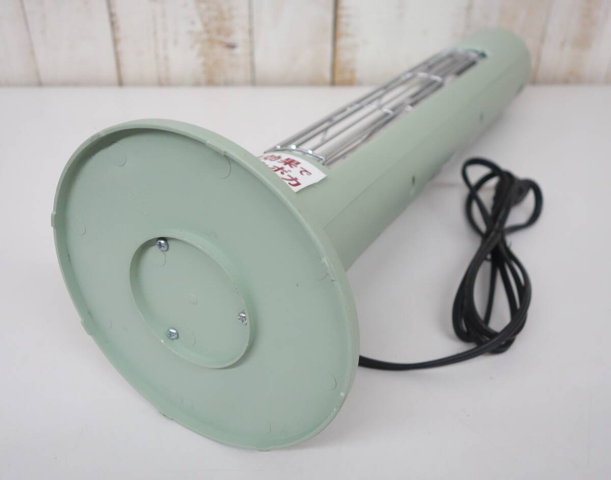 小型暖房器具　 ＊THREEUP スリーアップ　 ＊スリムカーボンヒーター　　Figaro　フィガロ ＊MODEL CBT-1632 2017年製　