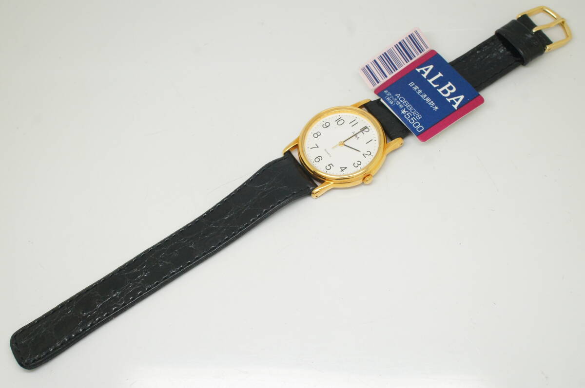 J53●作動(dòng)良好 未使用デッドストック SEIKO セイコー ALBA アルバ 白文字盤(pán) Y136-6A70 メンズ腕時(shí)計(jì) ゴールド金 お灑落 クォーツ