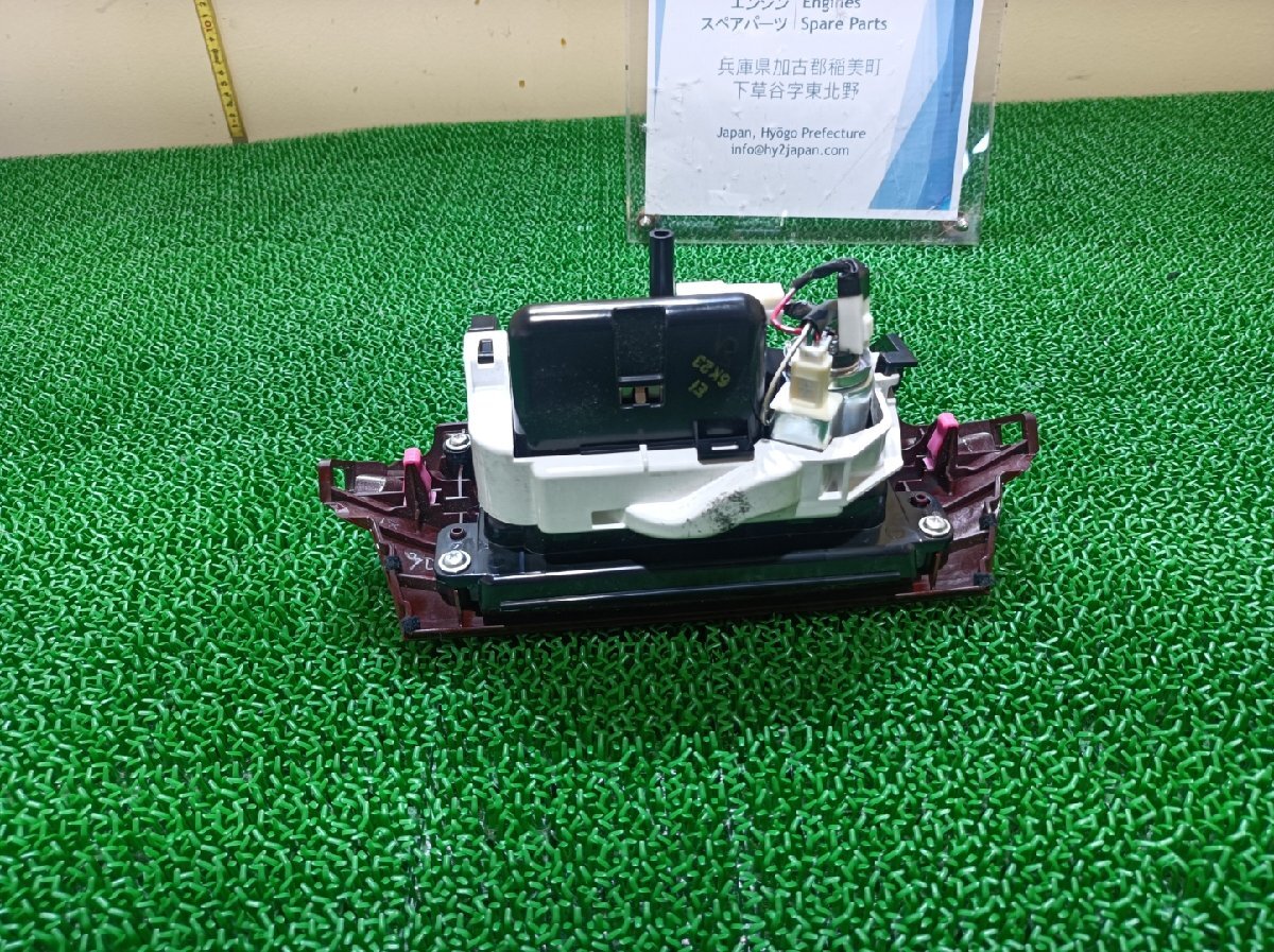 レクサス 灰皿 LS460 DBA-USF40, 2006 #hyj NSP189918