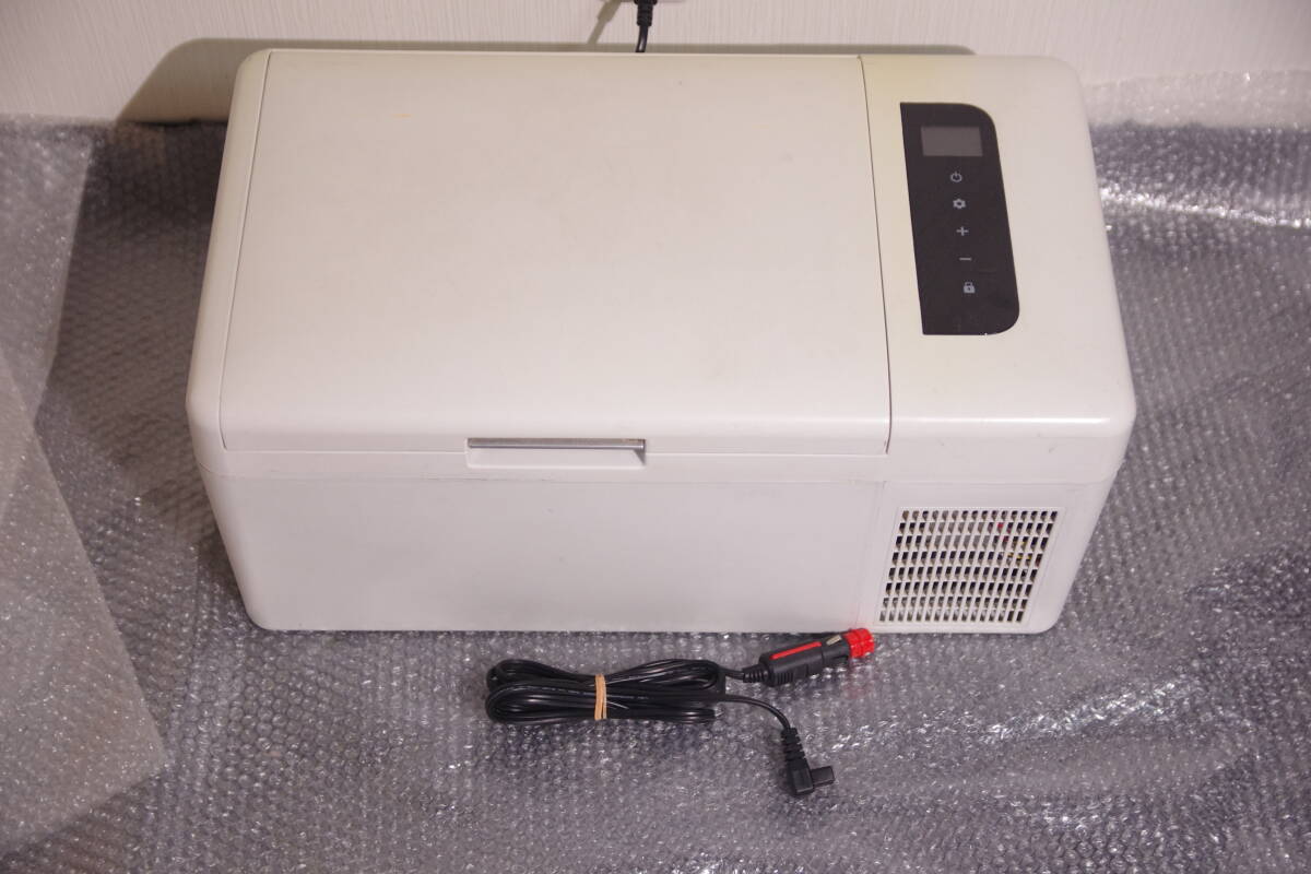 VERSOS ベルソス 15L ポータブル 冷蔵庫 FCR-A01 車載対応 VERSOS ベルソス 15L ポータブル 冷蔵庫 FCR-A01 車載対応