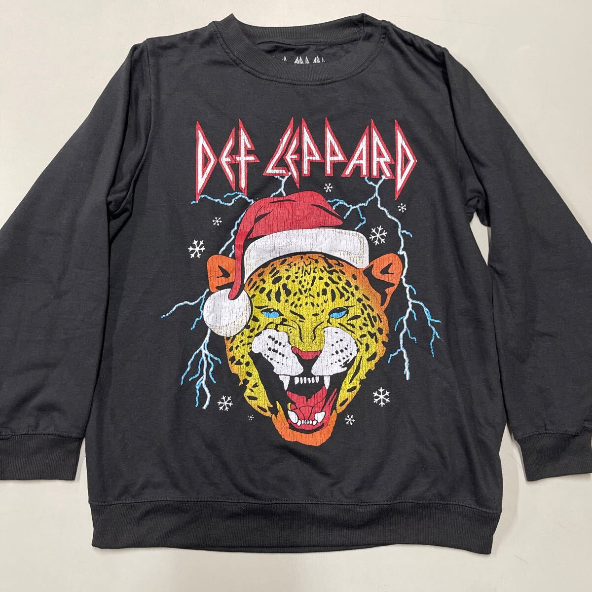 DEF LEPPARD デフレパード スウェット トレーナー XLサイズ クリスマス ブラック 黒 ハードロック ヘビーメタル NWOBHM