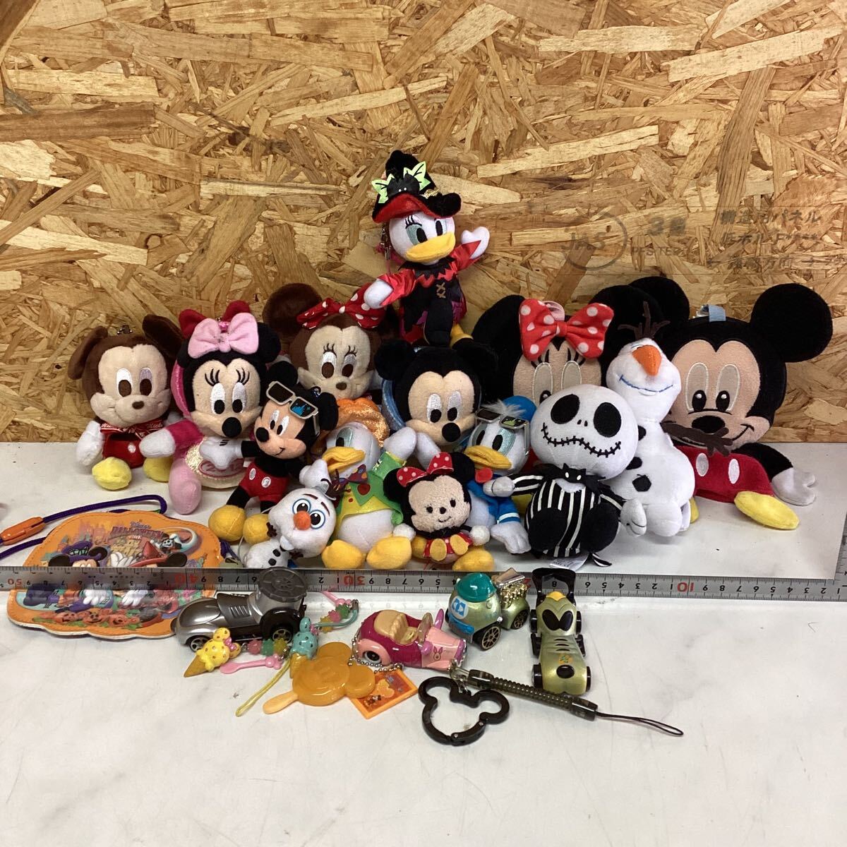 新しいスタイル ディズニー (き5 ストラップ等 小物入れ まとめ 新しいスタイル ディズニー (き5 ストラップ等 小物入れ まとめ