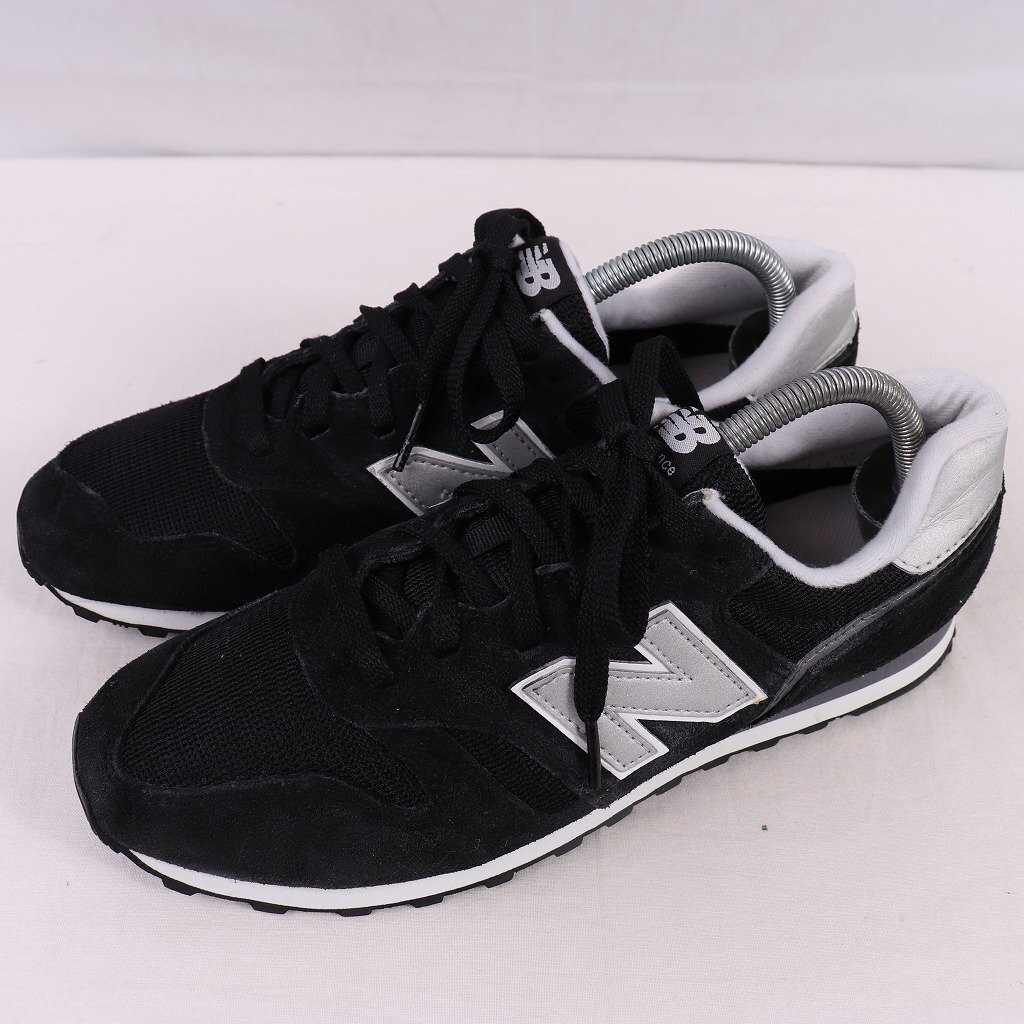 373 ニューバランス 25.5cm/new balance 黒 ブラック 銀 シルバー 中古 古着 メンズ スニーカー yy4487