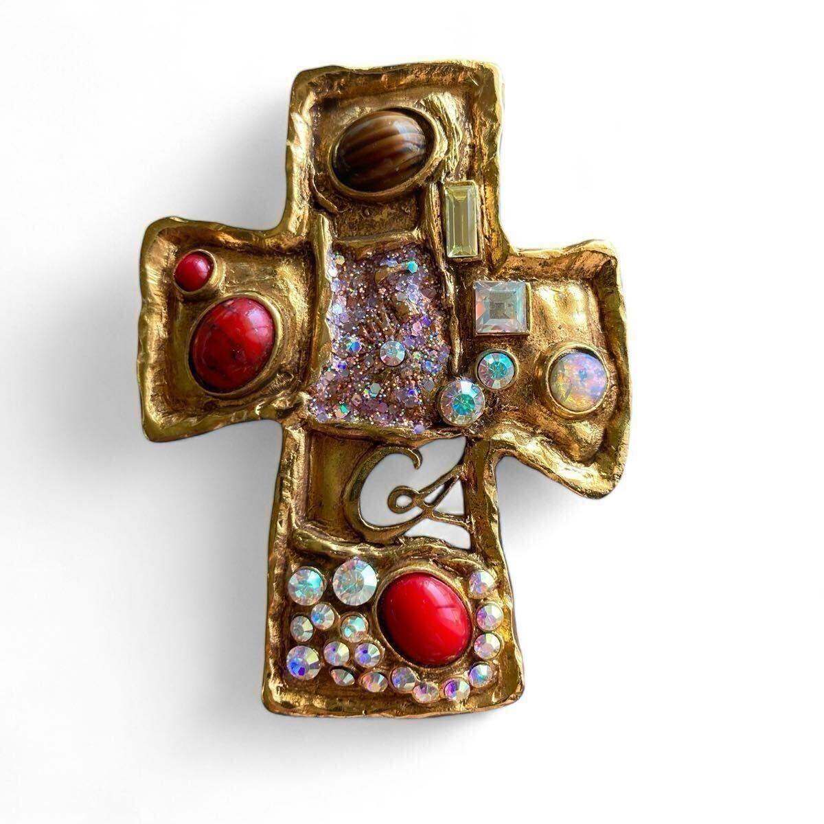 美品】Christian Lacroix ブローチ ネックレス トップロゴ 美品】Christian Lacroix ブローチ ネックレス トップロゴ