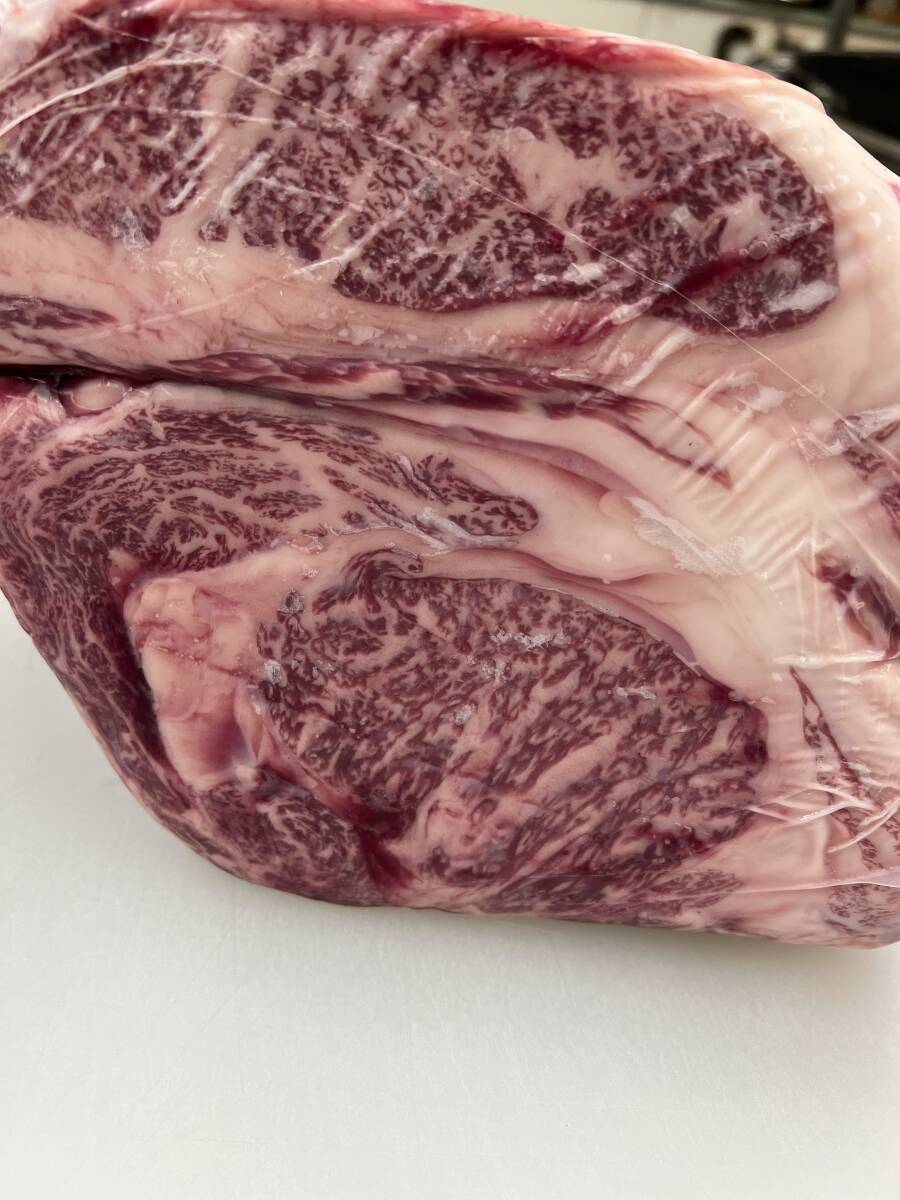 長崎県産黒毛和牛リブロース8.7kg