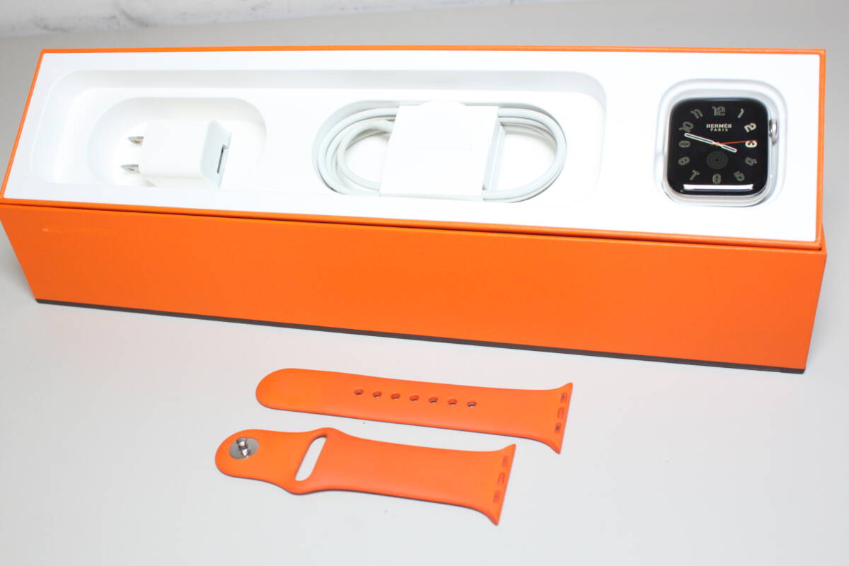 Apple Watch Hermes Series 5/GPS+セルラー/40mm/A2156〈MX5N2J/A〉⑤ スマートウォッチ本体