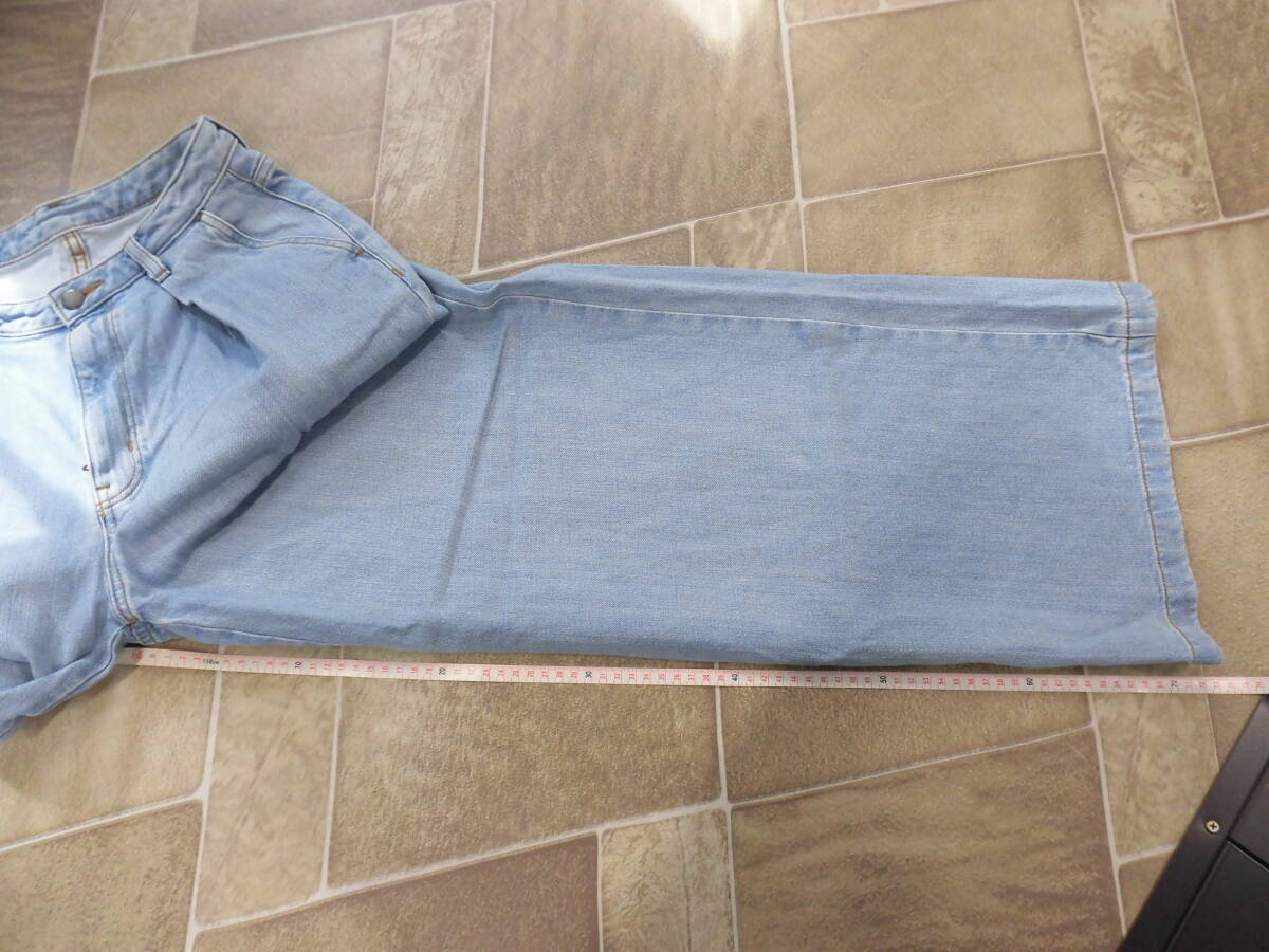 GU ワイドパンツ Lサイズ 薄い色_画像9