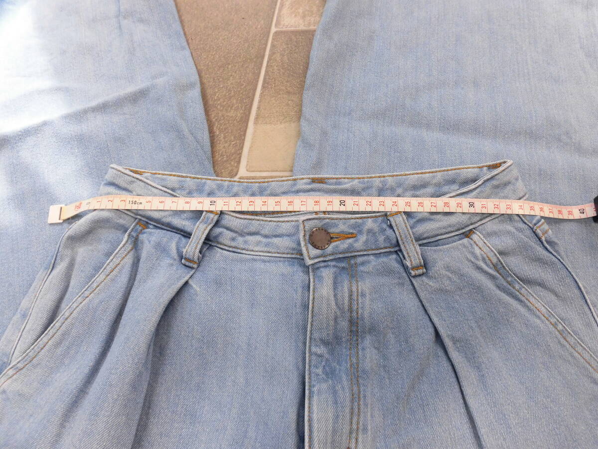 GU ワイドパンツ Lサイズ 薄い色_画像7