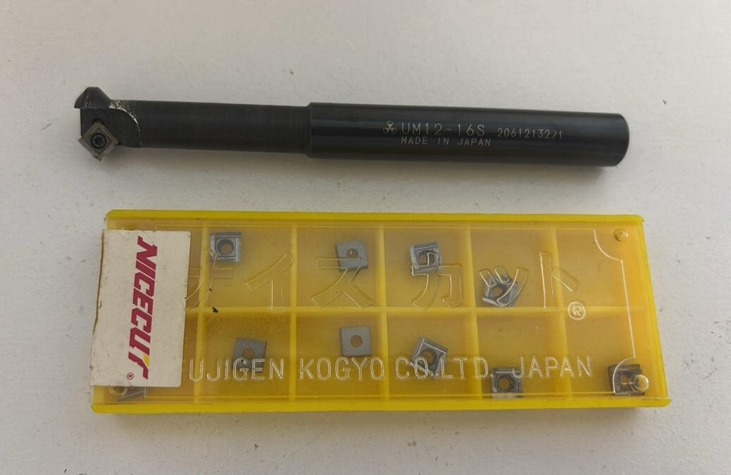 富士元工業 ウラトリメン - C・ナイスカット UM12-16S・面取りカッター チップ付・Nicecut サンドビック 京セラ 住友 三菱 ・中古美品