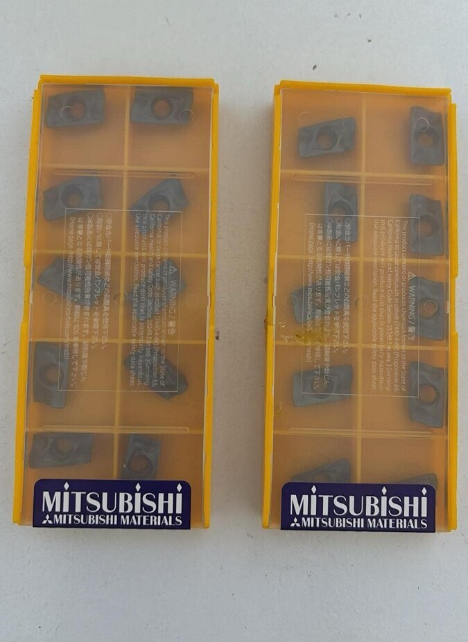 三菱マテリアル フライスチップ AOMT184808PEER-H MP6120 (10個入り 2箱セット)・インサート 超硬 エンドミル AOMT・新品未使用