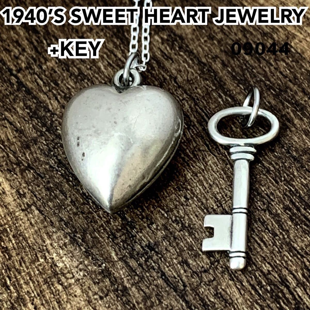 40s スウィートハートジュエリー KEY 鍵チャーム付 シルバー 40s スウィートハートジュエリー KEY 鍵チャーム付 シルバー
