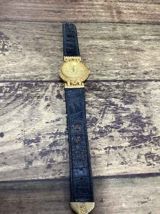 A2e GIANNI VERSACE GOLDPLETED G10 07757 腕時計 ジャンク品 ビンテージ ヴェルサーチ 現状品