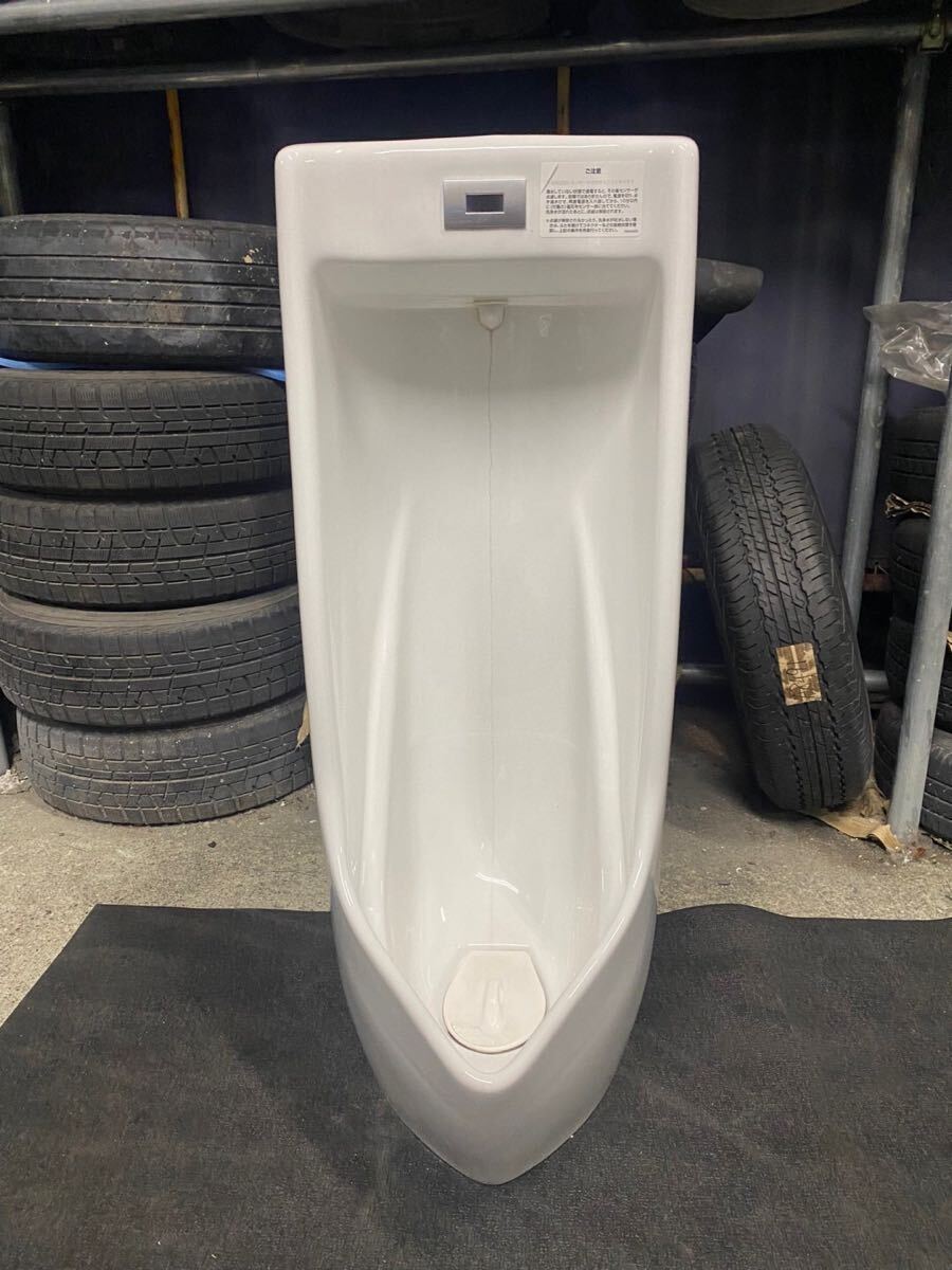 ○D96450 TOTO 小便器 自動洗浄 小便器アテクト US800CE○(男性 ○D96450 TOTO 小便器 自動洗浄 小便器アテクト US800CE○(男性