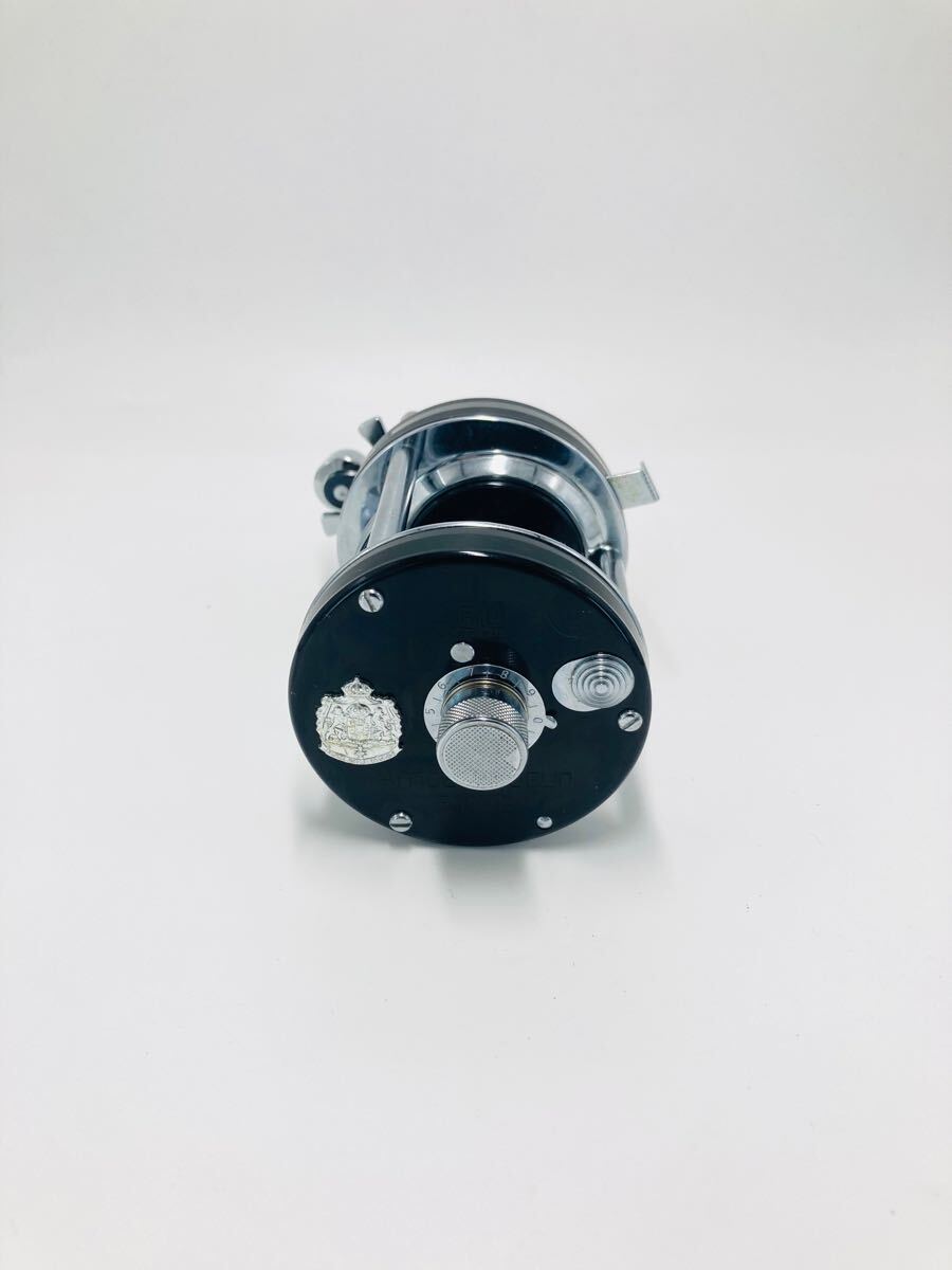 17500円 【美品】アブ ABU アンバサダー 6000C ブラック 17500円 【美品】アブ ABU アンバサダー 6000C ブラック