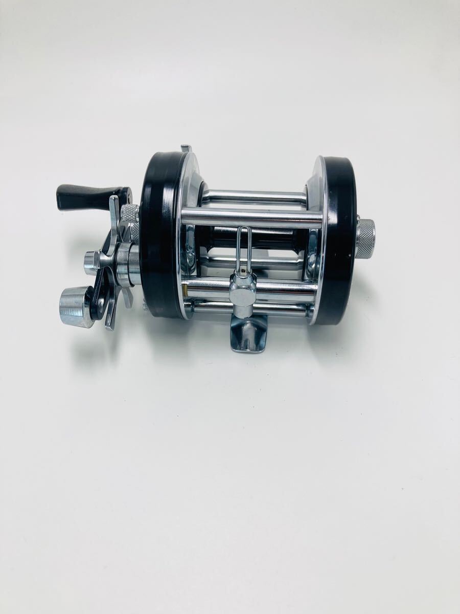 17500円 【美品】アブ ABU アンバサダー 6000C ブラック 17500円 【美品】アブ ABU アンバサダー 6000C ブラック