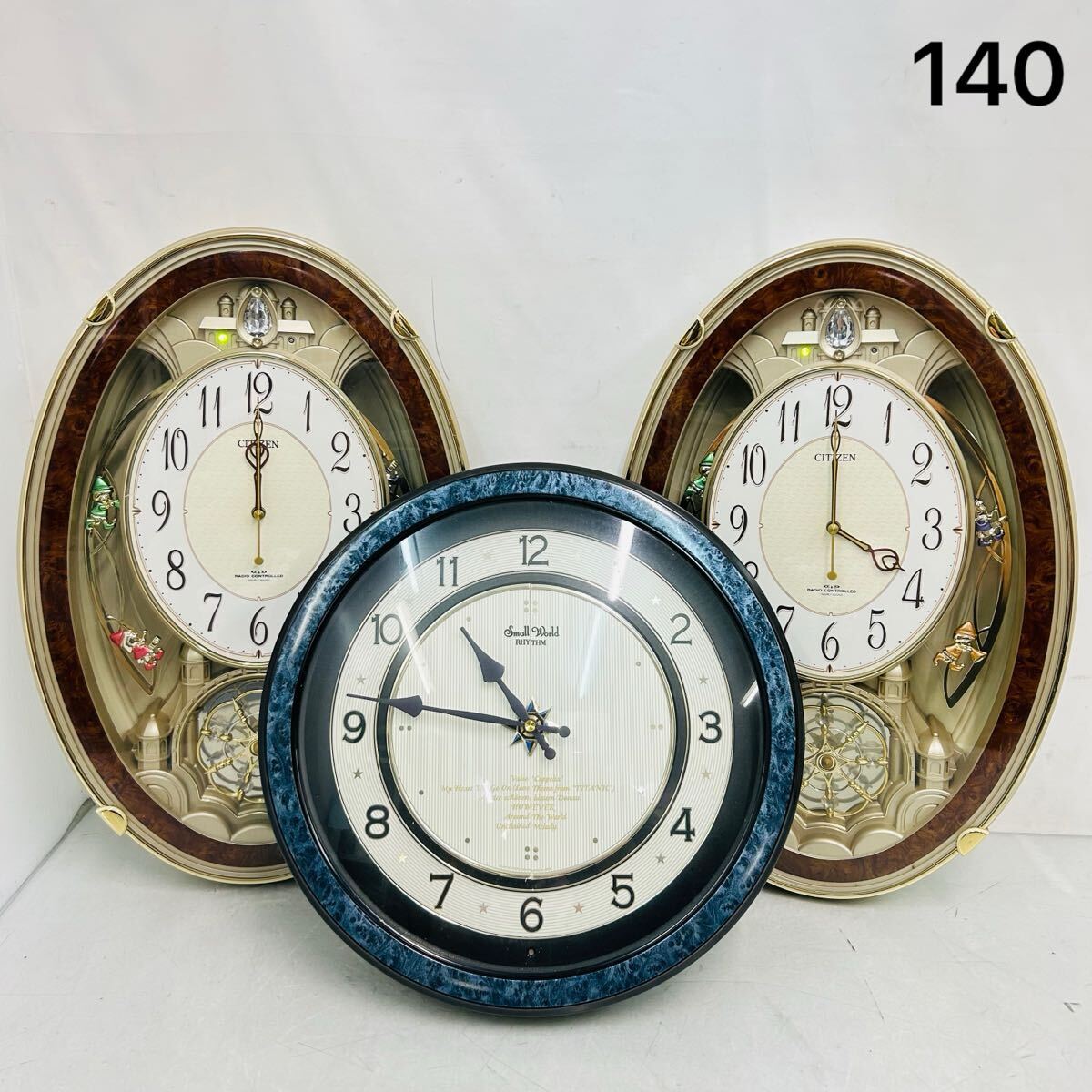 10SA028 【動作品】掛時計 まとめ 3点 CITIZEN 4MN484-0/RHYTHM Small World 4MH754 からくり時計 電波掛時計 インテリア小物 現状品