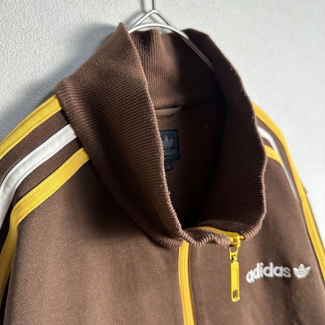 松村北斗着用】ビッグサイズ adidas トラックジャケットXL 茶黄 松村北斗着用】ビッグサイズ adidas トラックジャケットXL 茶黄
