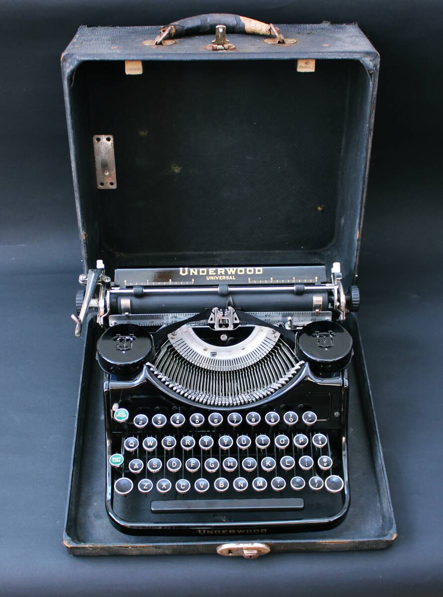 美品】 1935 UNDERWOOD PORTABLE 【新品リボン付】 アンダー 美品】 1935 UNDERWOOD PORTABLE 【新品リボン付】 アンダー