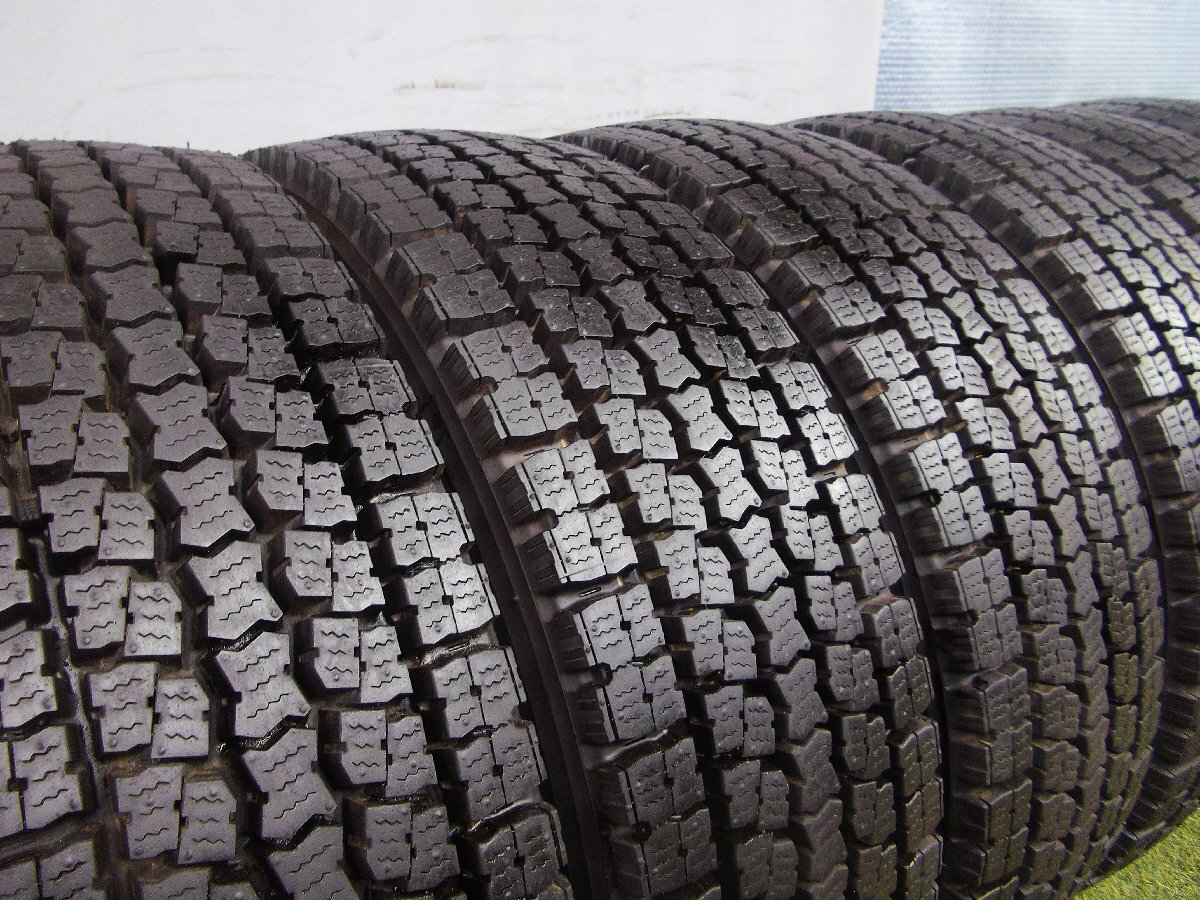 ★215/70R17.5，123/121J トーヨ－ M919 !!◇バリ溝、9分山以上のイボイボ付き！ライトトラック用に!!直接引取大歓迎☆6本セット価格!!_A548