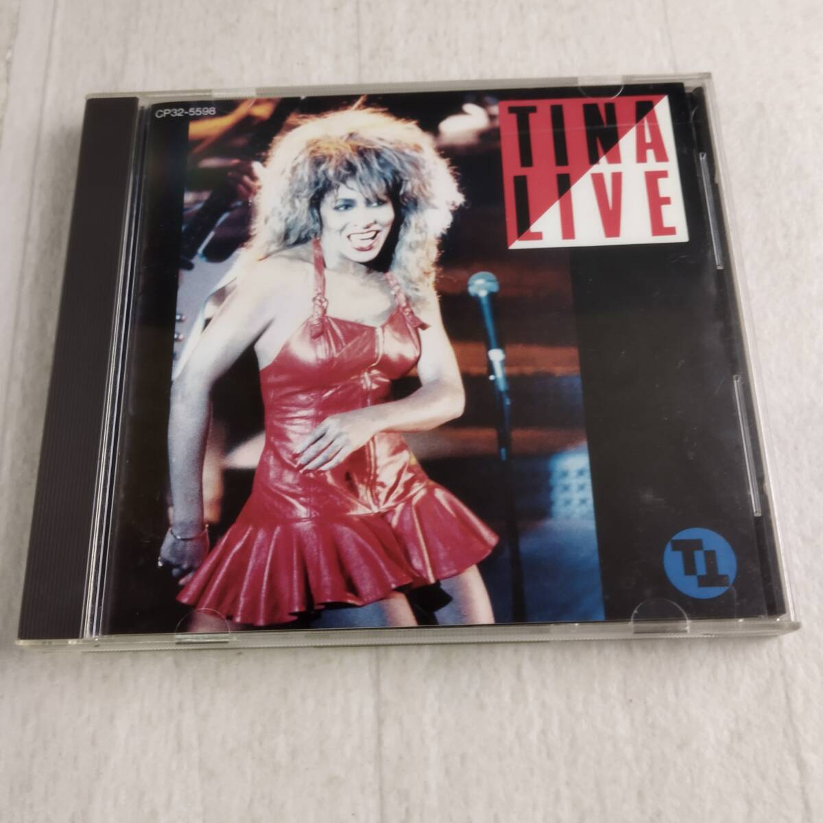 1JC7 CD ティナ・ターナー ライブ・ベスト