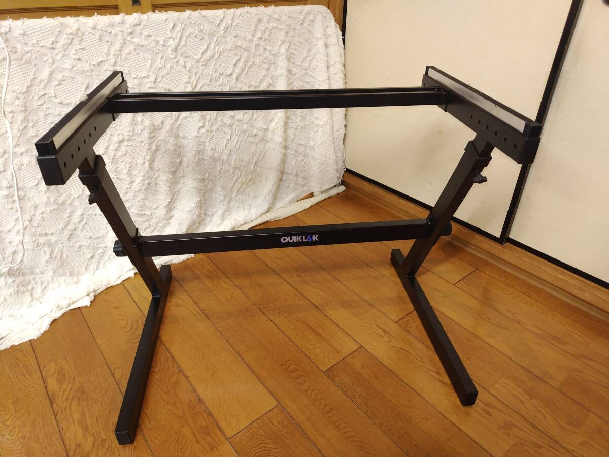 QUIK LOK/クイックロック　Z型 キーボードスタンド 高さ調整可 組立式 電子ピアノスタンド Compact224 コンテントオルガン