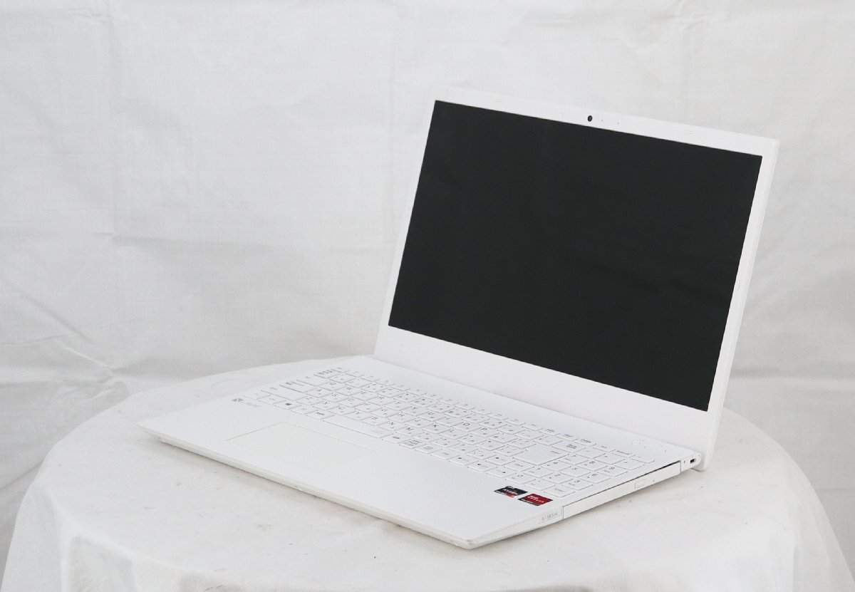 NEC LAVIE N15 15.6型 PC-N1565AAW