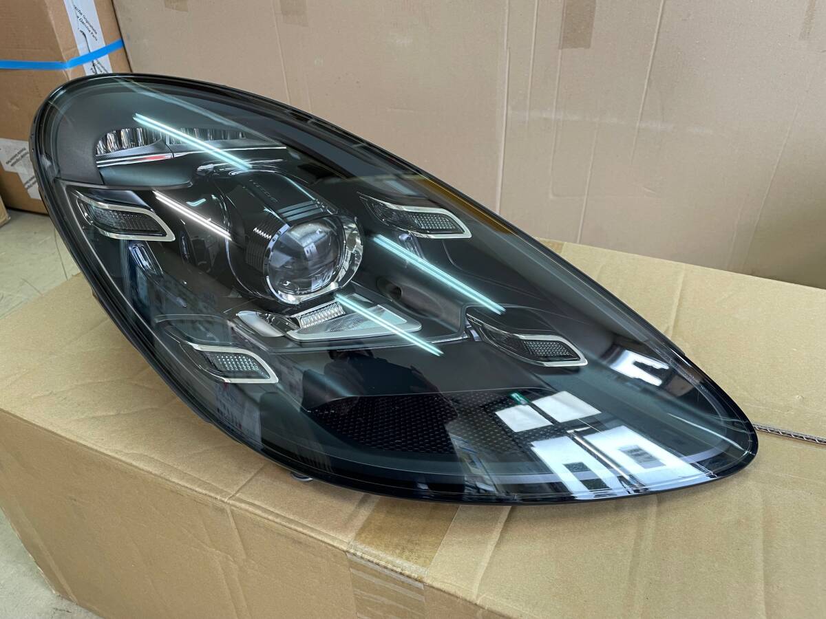 純正■ PORSCHE　718 ボクスター/ケイマン◆ 右LEDヘッドライト◆982.941.040.AH■中古美品