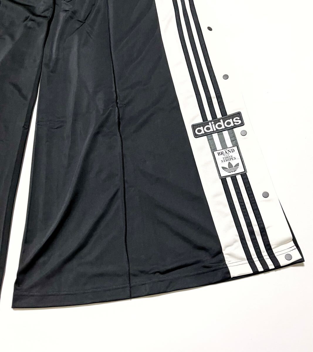 即決 完売5XL正規品ブラック日本未発売BIGサイズadidas 即決 完売5XL正規品ブラック日本未発売BIGサイズadidas