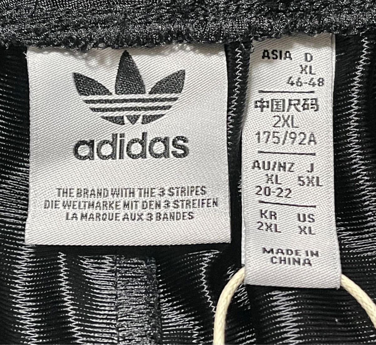 即決 完売5XL正規品ブラック日本未発売BIGサイズadidas 即決 完売5XL正規品ブラック日本未発売BIGサイズadidas