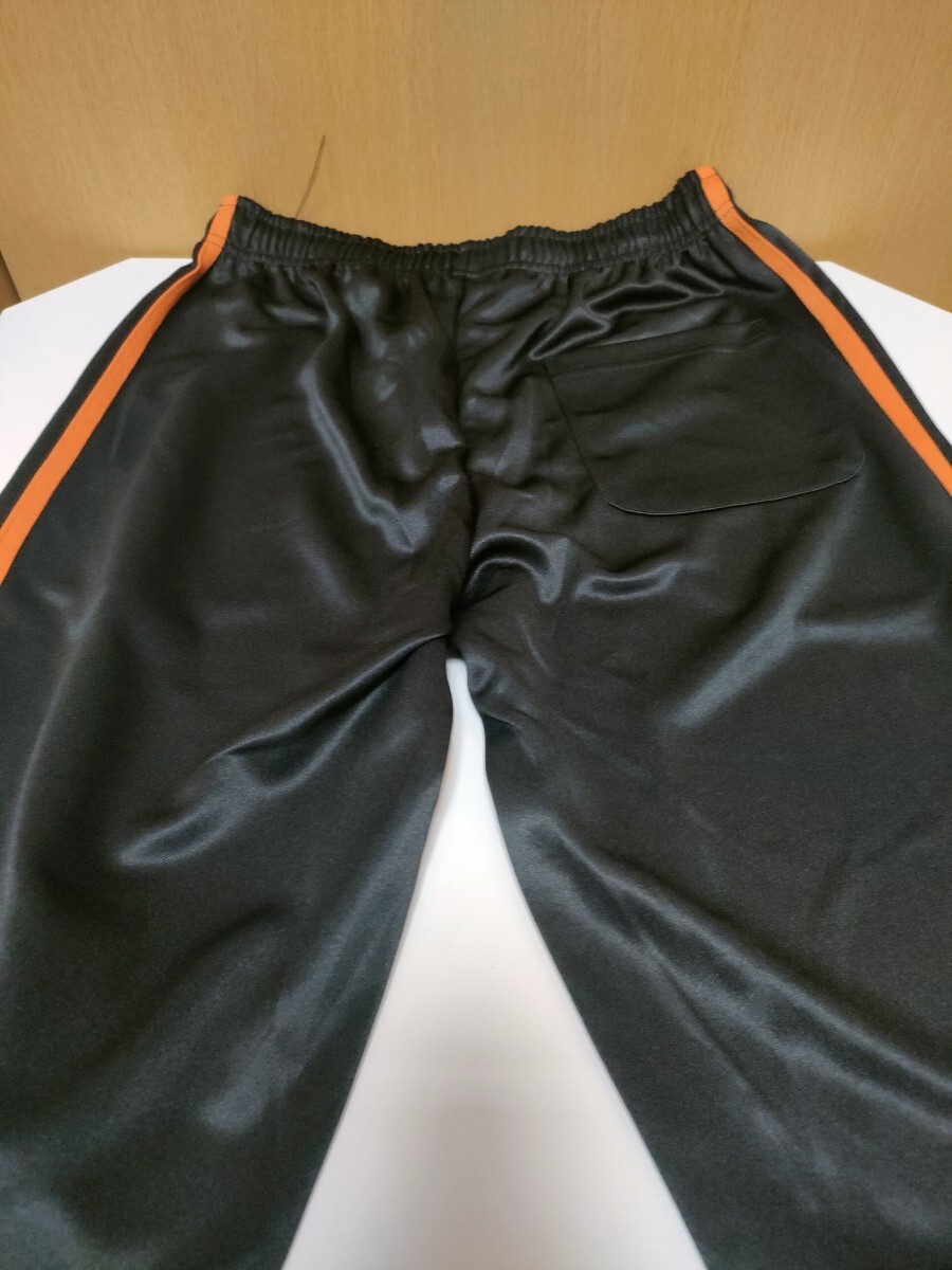 ドン・キホーテ限定 ハイキュー トラックパンツ ジャージ 烏野 ドン・キホーテ限定 ハイキュー トラックパンツ ジャージ 烏野