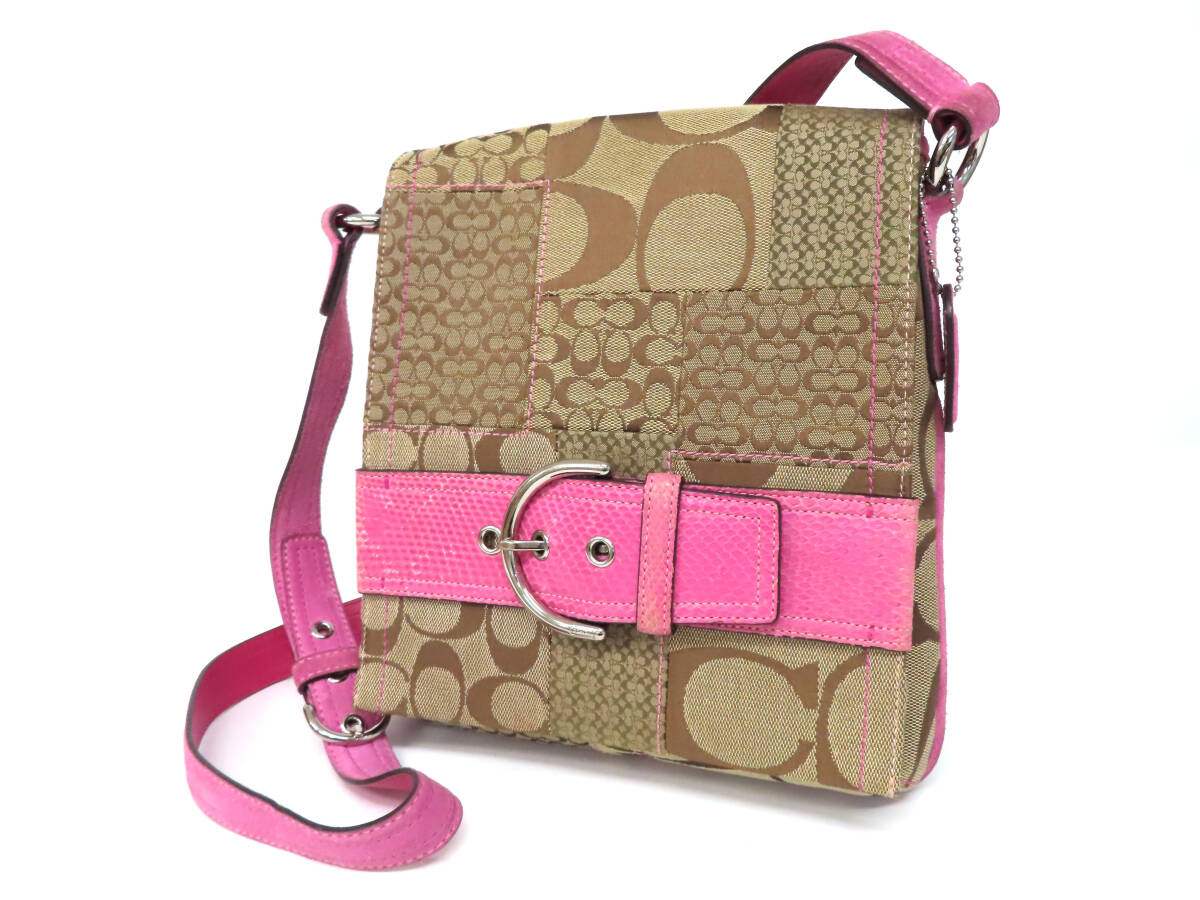 23436 美品 COACH コーチ シグネチャー パッチワーク パイソン キャンバス×スエード レザー ショルダーバッグ サコッシュ ベージュ ピンク