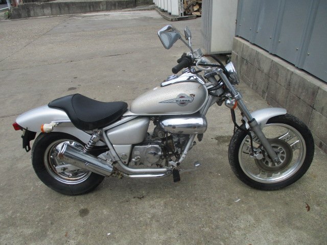 ▲9938▲ホンダ　マグナ50　AC13　シルバー　実働　愛知