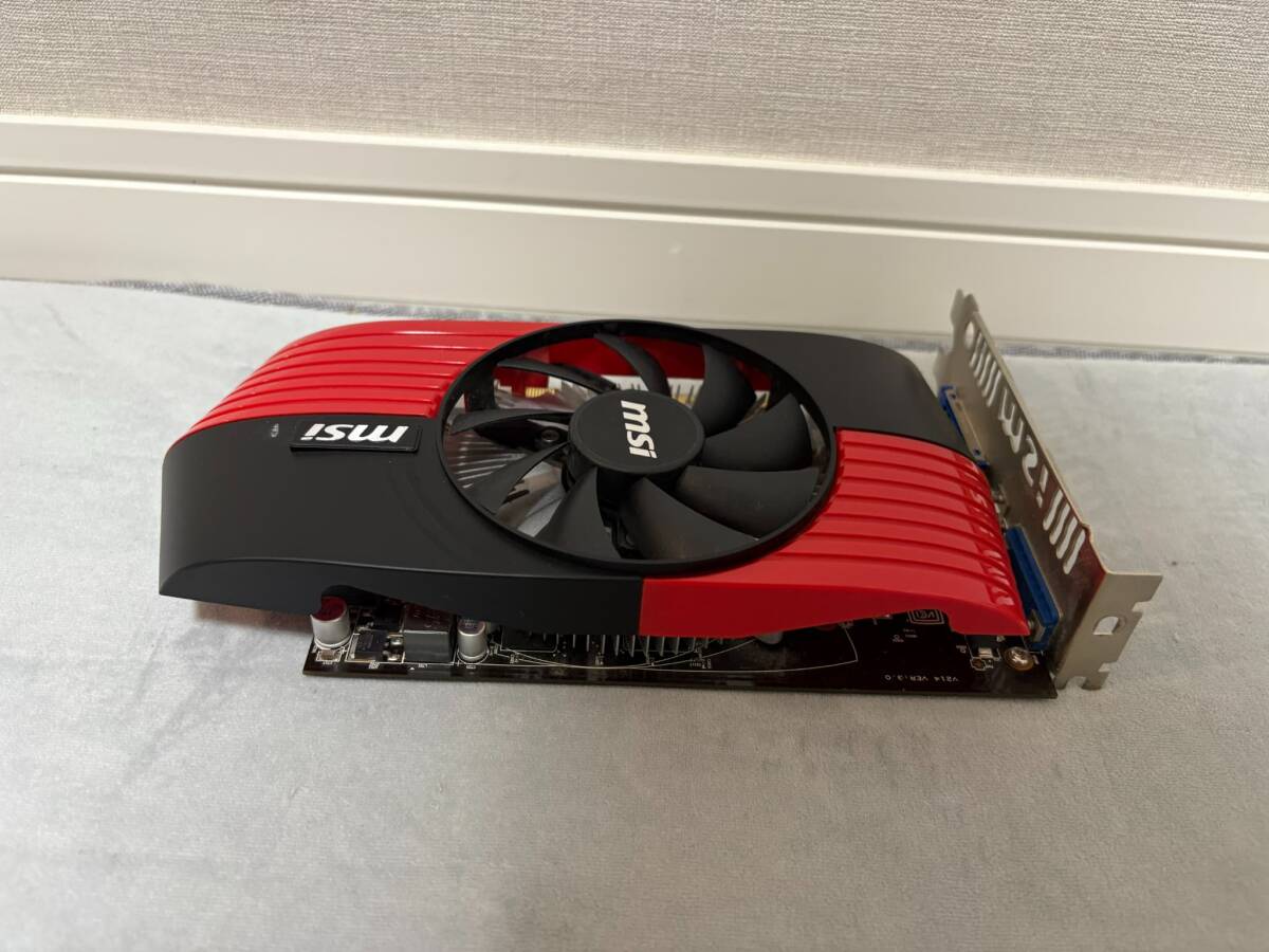 MSI Computer видео карта AMD Radeon HD 6770/PCI Express x16/1024MB R6770 Storm II 1G