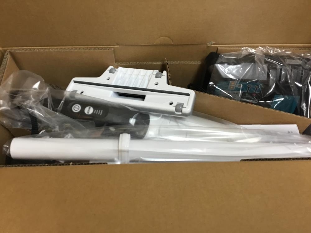005▽未使用品▽マキタ 18V充電式クリーナー CL285FDRFW 005▽未使用品▽マキタ 18V充電式クリーナー CL285FDRFW