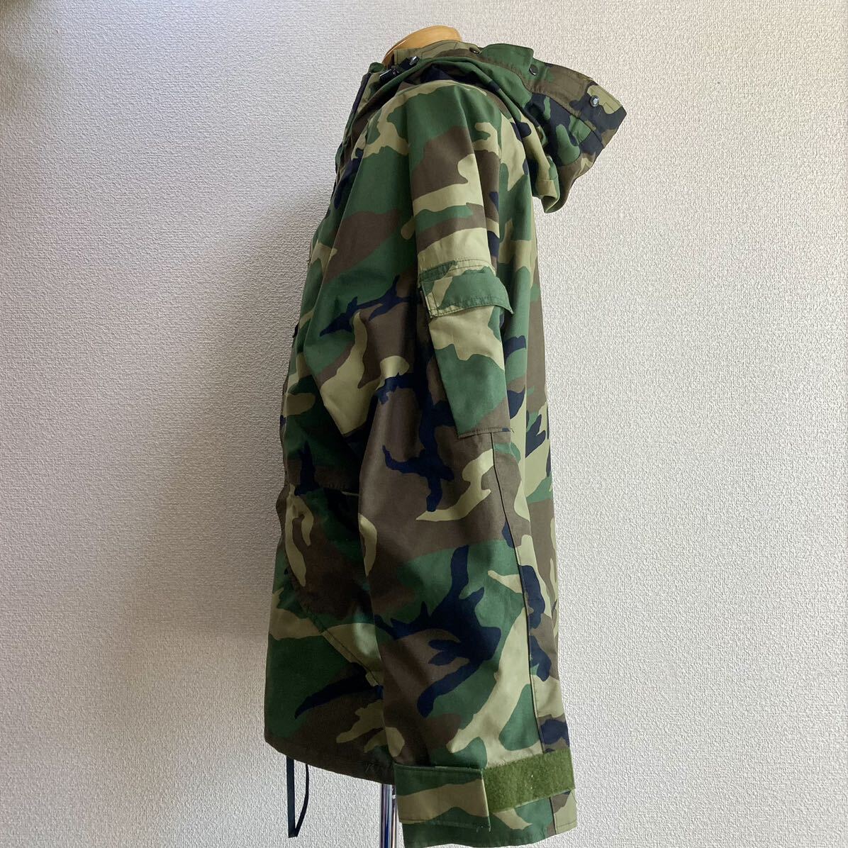U.S.Army ECWCS Gen1 GORE-TEX PARKA 米軍実物 ゴアテックスパーカー MEDIUM-REGULAR 後期型 PARKA COLD WEATHER WOODLAND CAMOUFLAGE 古着_画像5