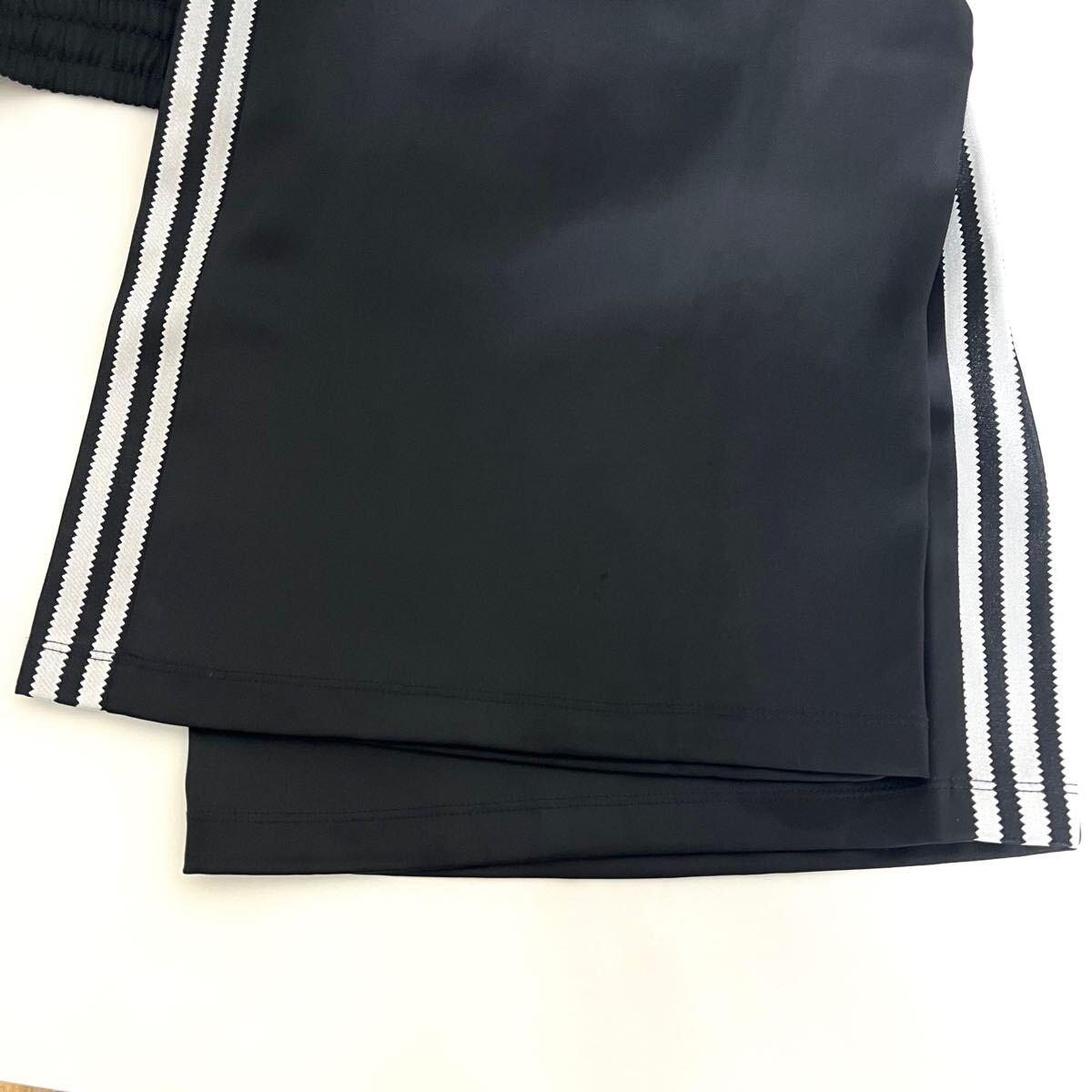 adidas アディダスアディカラー クラシックス サテン パンツ adidas アディダスアディカラー クラシックス サテン パンツ