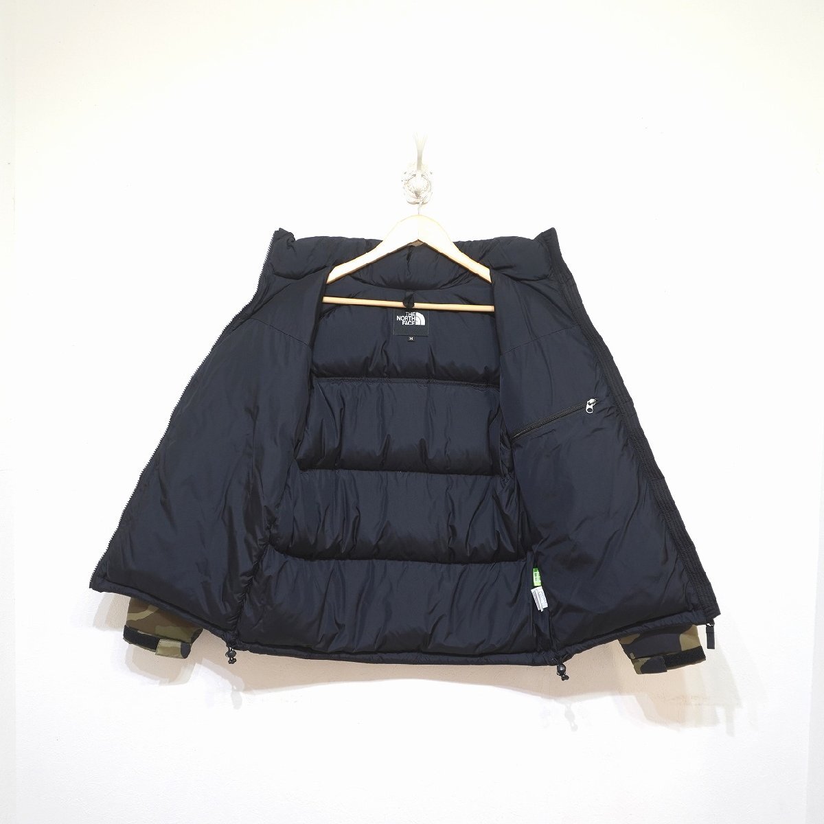 9380円 THE NORTH FACE (M) ノベルティー ヌプシジャケット 迷彩 9380円 THE NORTH FACE (M) ノベルティー ヌプシジャケット 迷彩
